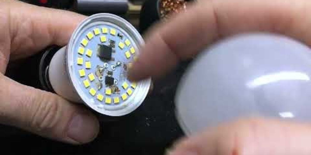 ¿Cuánto consume una bombilla LED y cuánto ahorramos?